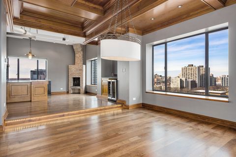 Tiny photo for 707 W Junior Terrace Street #PH-12, Chicago, IL 60613 (MLS # 12511711)