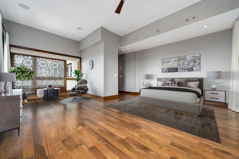 Tiny photo for 707 W Junior Terrace Street #PH-12, Chicago, IL 60613 (MLS # 12511711)