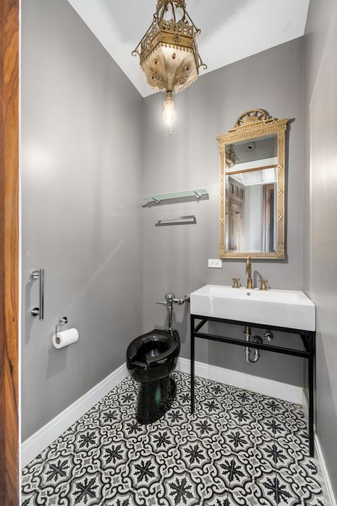 Tiny photo for 707 W Junior Terrace Street #PH-12, Chicago, IL 60613 (MLS # 12511711)