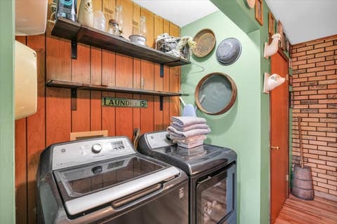 Tiny photo for 906 E Daggy Street, Tuscola, IL 61953 (MLS # 12690144)