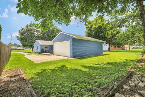 Tiny photo for 906 E Daggy Street, Tuscola, IL 61953 (MLS # 12690144)