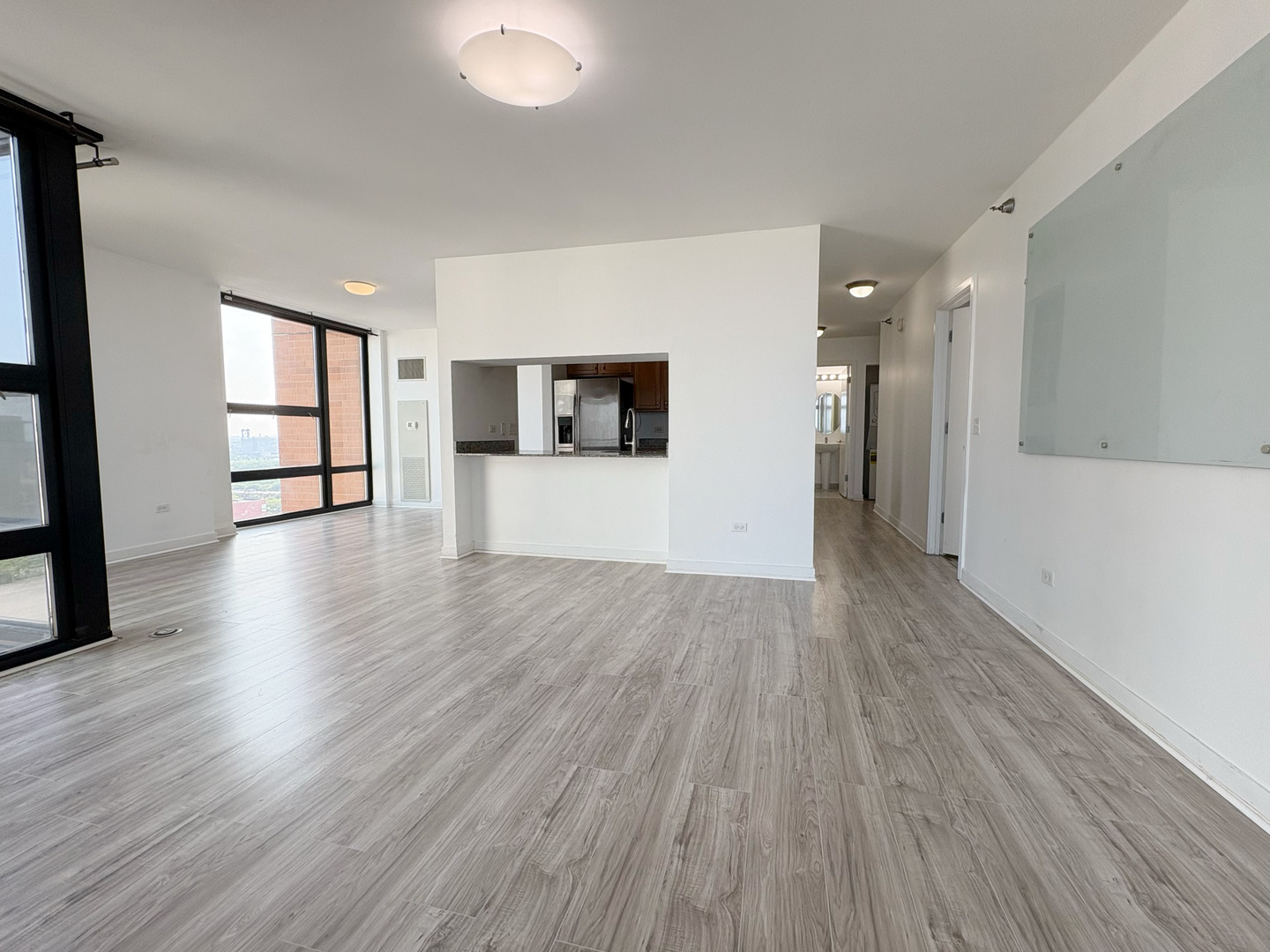 1160 S MICHIGAN Avenue 1601