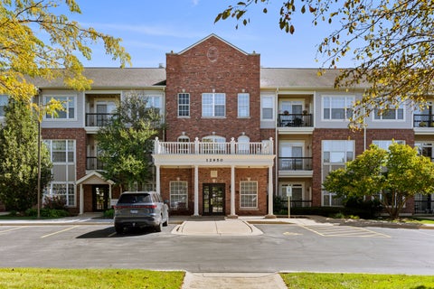 Photo of 12950 Meadow View Court #305, Huntley, IL 60142 (MLS # 12777593)