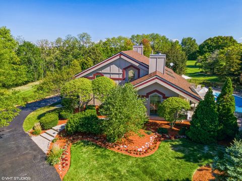 23 Kathy Lane Hawthorn Woods IL 60047