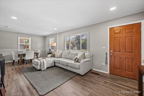 Tiny photo for 805 Dawes Avenue, Wheaton, IL 60189 (MLS # 12743345)