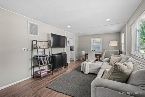 Tiny photo for 805 Dawes Avenue, Wheaton, IL 60189 (MLS # 12743345)