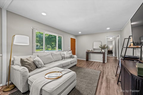 Tiny photo for 805 Dawes Avenue, Wheaton, IL 60189 (MLS # 12743345)