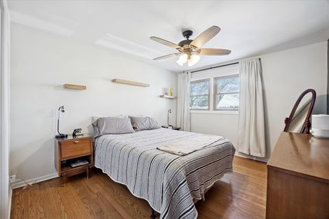Tiny photo for Oak Lawn, IL 60453 (MLS # 12649274)