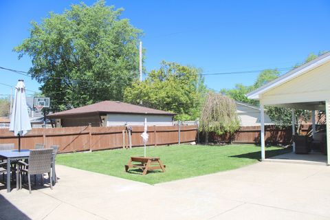 Tiny photo for Oak Lawn, IL 60453 (MLS # 12649274)