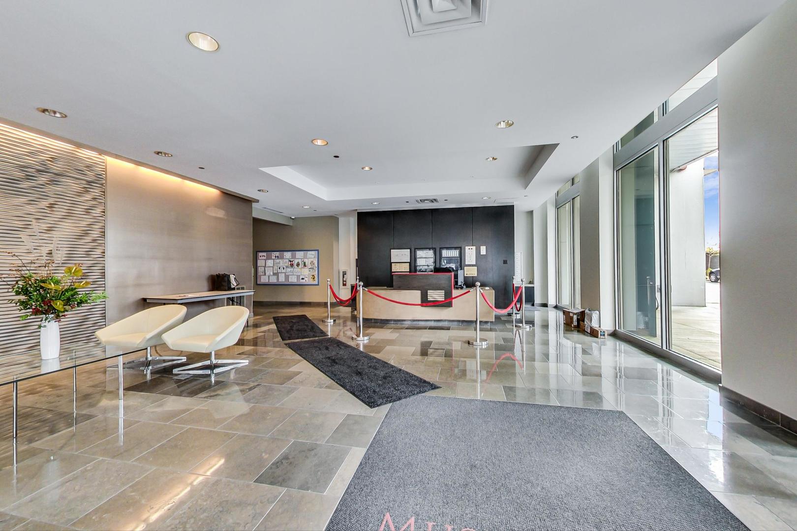 1841 S Calumet Avenue 2105