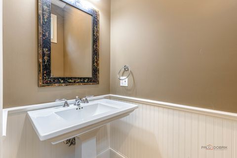 Tiny photo for 64 Crescent Drive, Glencoe, IL 60022 (MLS # 12429859)