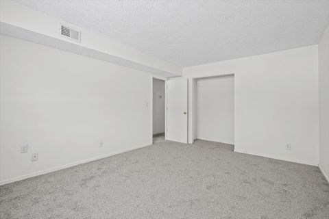 Tiny photo for 1916 Tracy Drive #31, Bloomington, IL 61704 (MLS # 12535779)