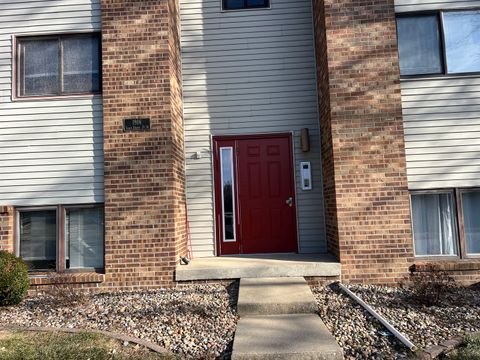 Photo of 1916 Tracy Drive #31, Bloomington, IL 61704 (MLS # 12535779)