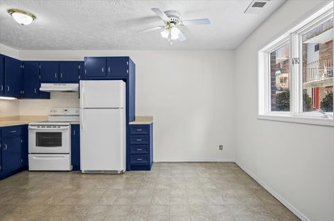 Tiny photo for 1916 Tracy Drive #31, Bloomington, IL 61704 (MLS # 12535779)