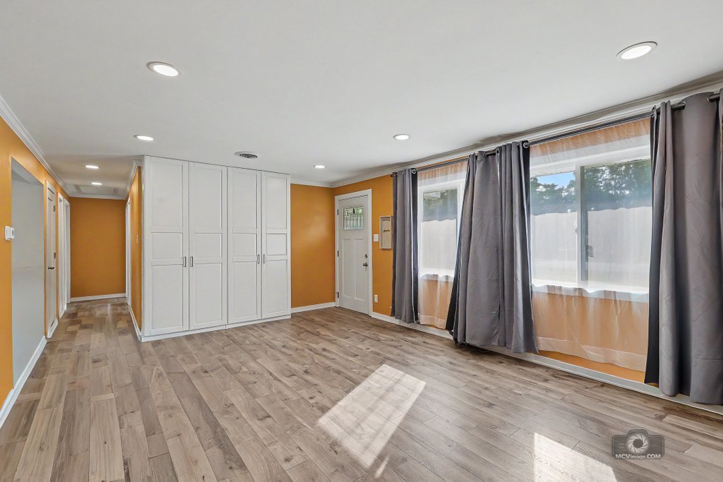 2522 Von Esch Road
