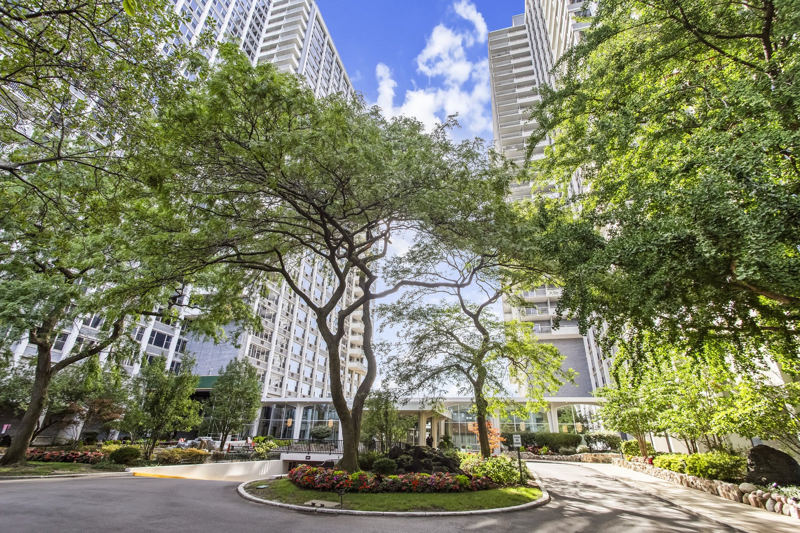 4250 N Marine Drive 2629
