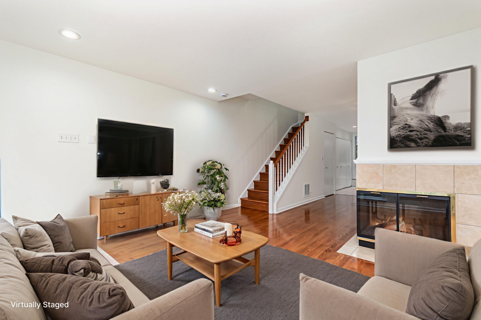 1321 S Plymouth Court K