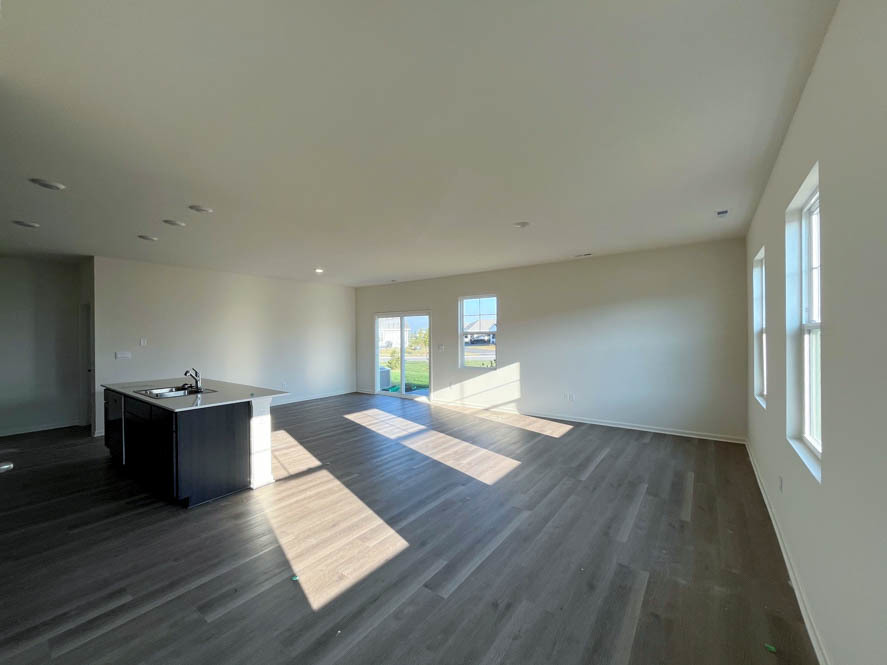 1055 Williamsburg Street