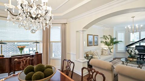 Tiny photo for 602 S Sunnyside Avenue, Elmhurst, IL 60126 (MLS # 12614352)