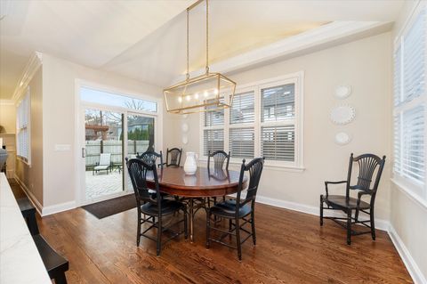 Tiny photo for 602 S Sunnyside Avenue, Elmhurst, IL 60126 (MLS # 12614352)