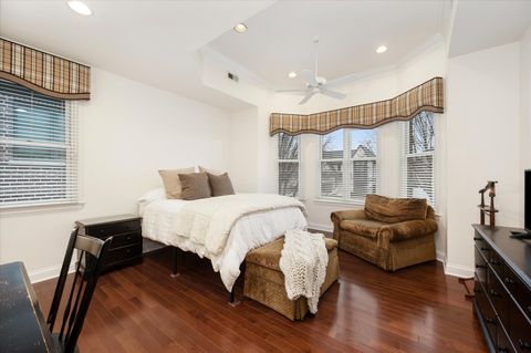 Tiny photo for 602 S Sunnyside Avenue, Elmhurst, IL 60126 (MLS # 12614352)