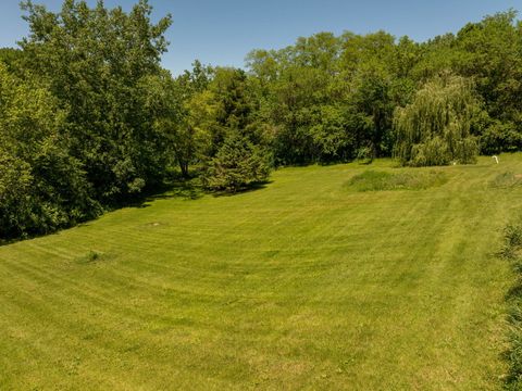 Tiny photo for 6401 W 95th Avenue Court, Taylor Ridge, IL 61284 (MLS # 12639008)