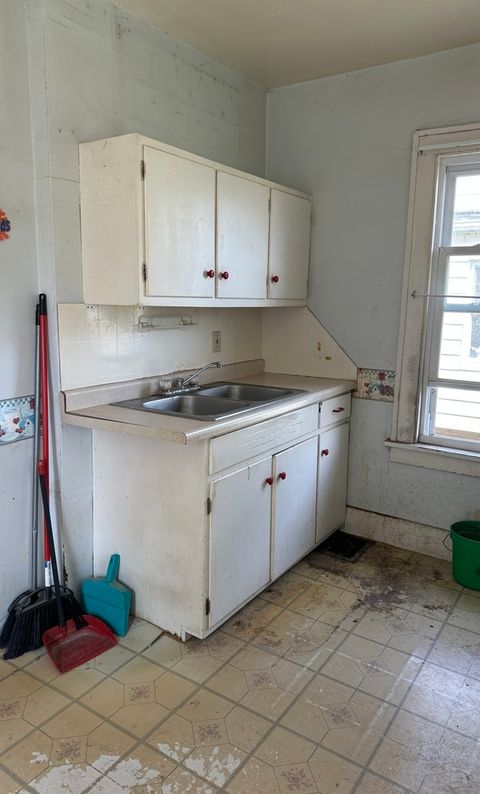 Tiny photo for 3113 9 1/2 Street, Rock Island, IL 61201 (MLS # 12622391)