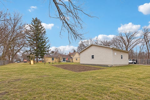 Tiny photo for 25616 W Lake Shore Drive, Ingleside, IL 60041 (MLS # 12577498)