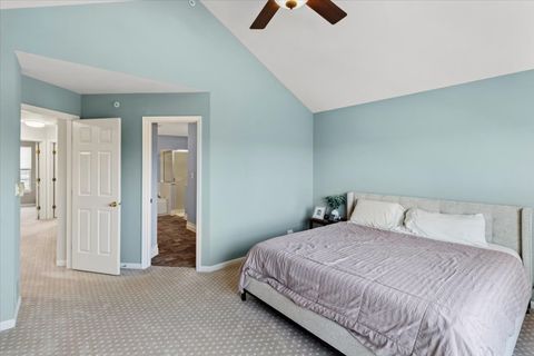 Tiny photo for 2609 N Greenwood Avenue, Arlington Heights, IL 60004 (MLS # 12548333)