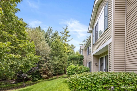 Tiny photo for 1442 WALNUT HILL Avenue, St. Charles, IL 60174 (MLS # 12731002)