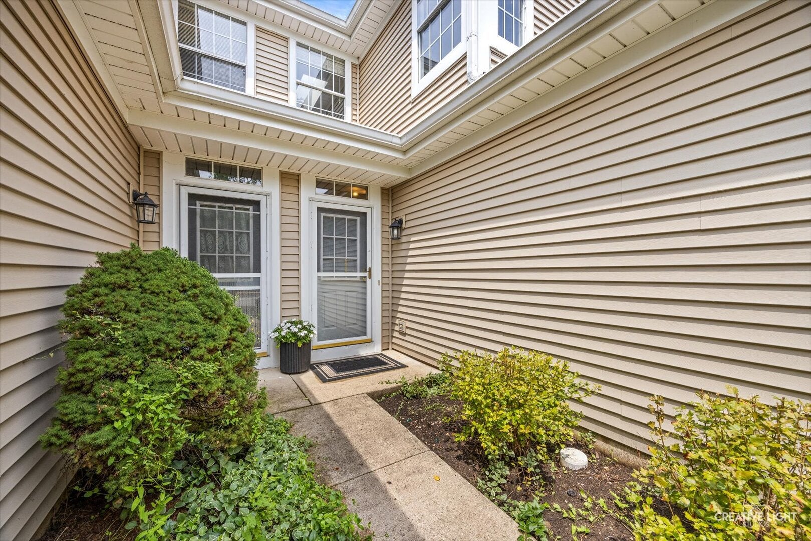 1442 WALNUT HILL Avenue