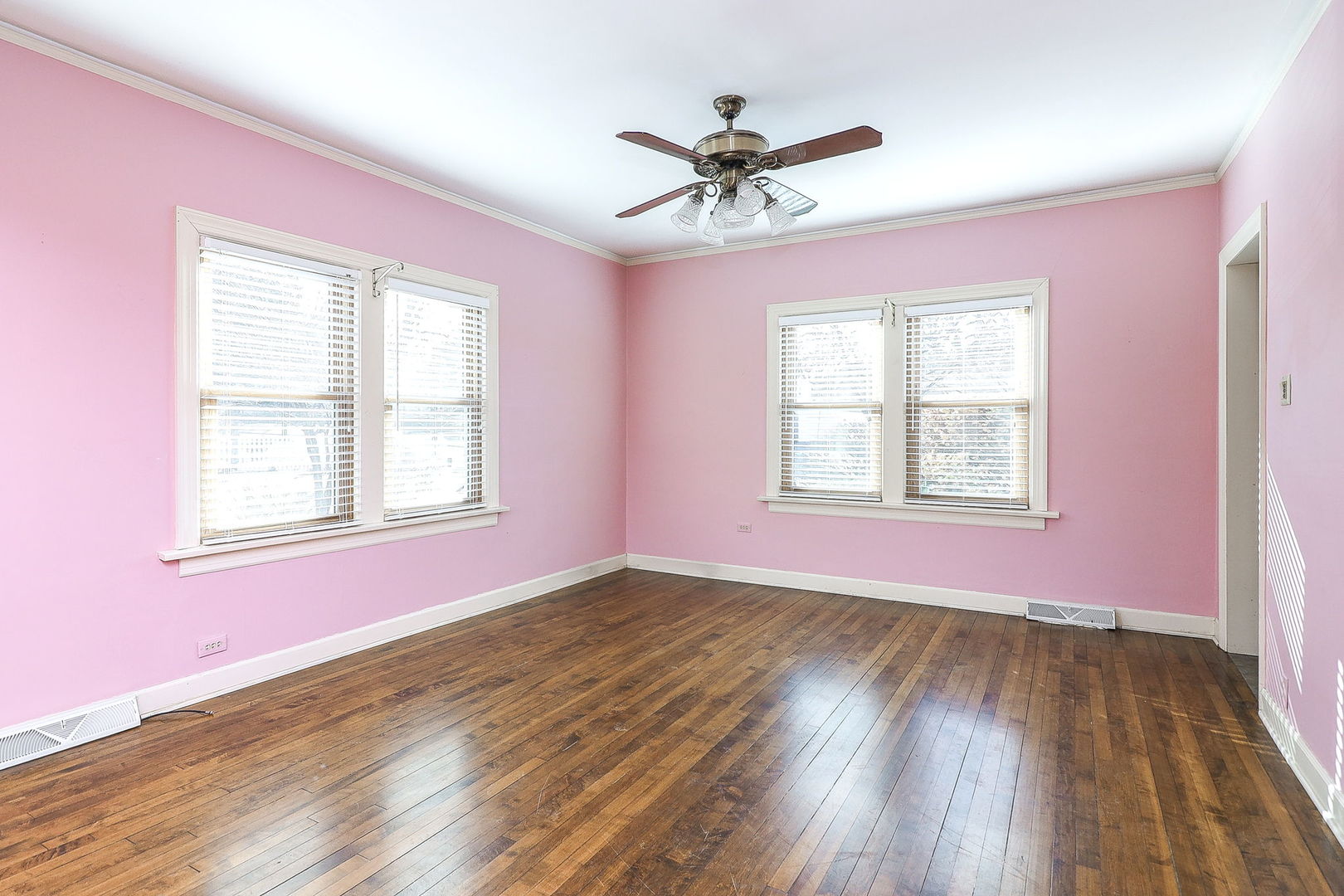 223 Bryant Avenue