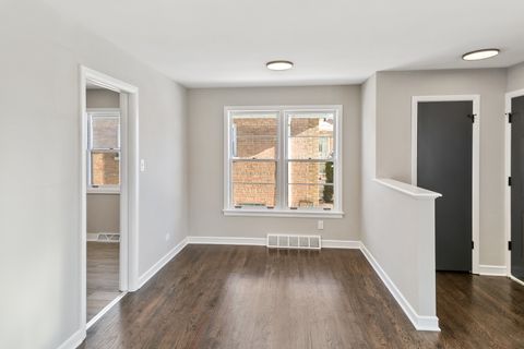 Tiny photo for 752 E 164th Street, South Holland, IL 60473 (MLS # 12627950)