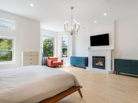 Tiny photo for 4243 S King Drive, Chicago, IL 60615 (MLS # 12460475)
