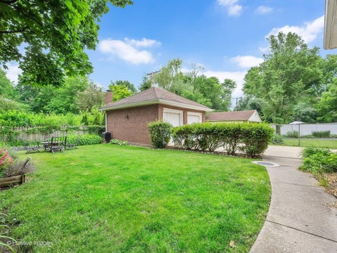 Tiny photo for 207 S Edgewood Avenue, La Grange, IL 60525 (MLS # 12649076)