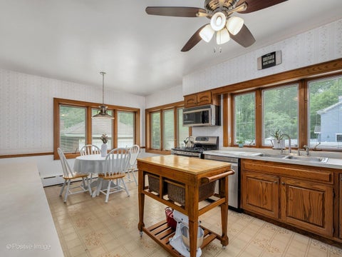 Tiny photo for 207 S Edgewood Avenue, La Grange, IL 60525 (MLS # 12649076)