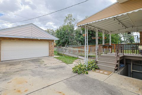 Tiny photo for 1413 Highridge Parkway, Westchester, IL 60154 (MLS # 12465714)