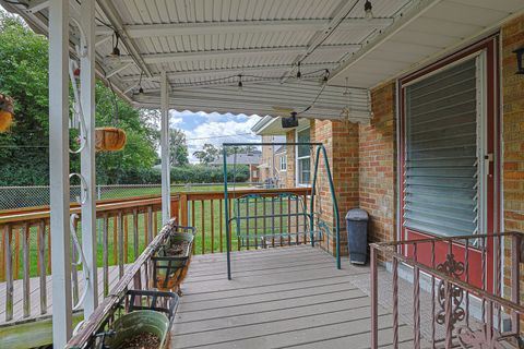 Tiny photo for 1413 Highridge Parkway, Westchester, IL 60154 (MLS # 12465714)