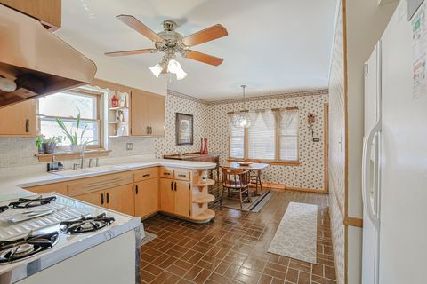 Tiny photo for 1413 Highridge Parkway, Westchester, IL 60154 (MLS # 12465714)