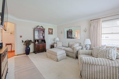 Tiny photo for 1413 Highridge Parkway, Westchester, IL 60154 (MLS # 12465714)