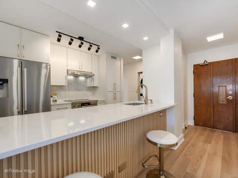 Tiny photo for 4170 N Marine Drive #24H, Chicago, IL 60613 (MLS # 12688822)