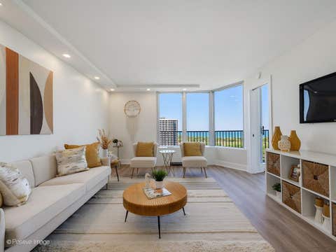 Tiny photo for 4170 N Marine Drive #24H, Chicago, IL 60613 (MLS # 12688822)