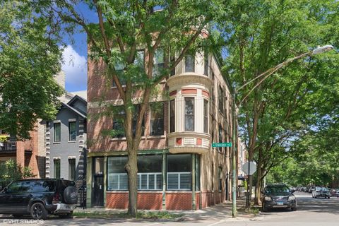 2329 N Oakley Avenue 3E Chicago IL 60647