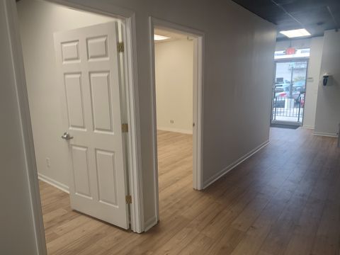 Tiny photo for 32 N Broadway Avenue, Aurora, IL 60505 (MLS # 12372044)