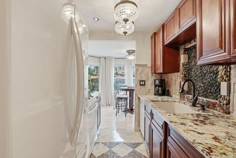 Tiny photo for 352 Kildare Court #352, Carol Stream, IL 60188 (MLS # 12558211)