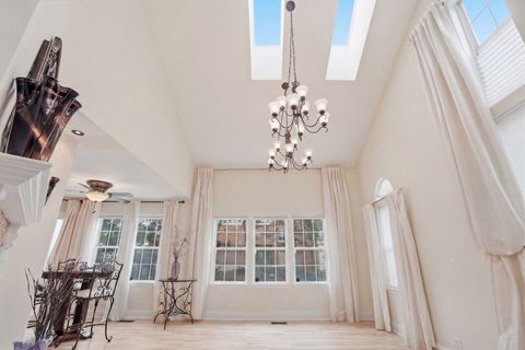 Tiny photo for 352 Kildare Court #352, Carol Stream, IL 60188 (MLS # 12558211)