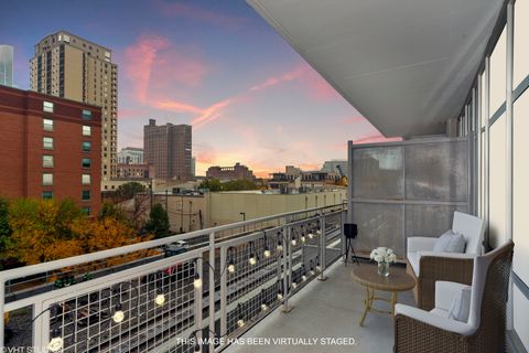 Tiny photo for 50 E 16th Street #402, Chicago, IL 60616 (MLS # 12426430)