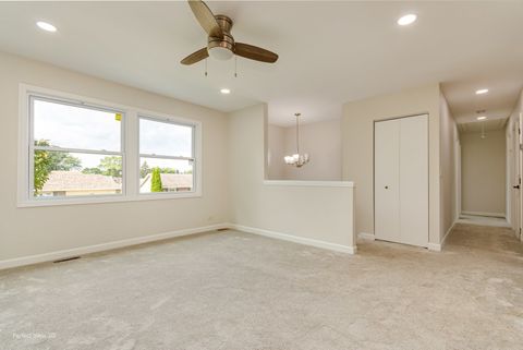 Tiny photo for 853 Voyager Drive, Bartlett, IL 60103 (MLS # 12457150)