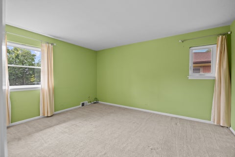 Tiny photo for 10710 W Cermak Road #2W, Westchester, IL 60154 (MLS # 12766552)