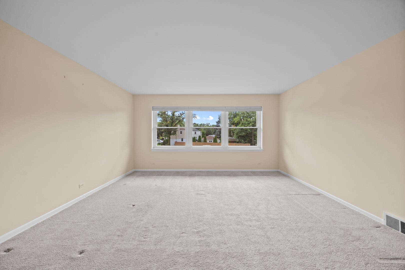 10710 W Cermak Road 2W